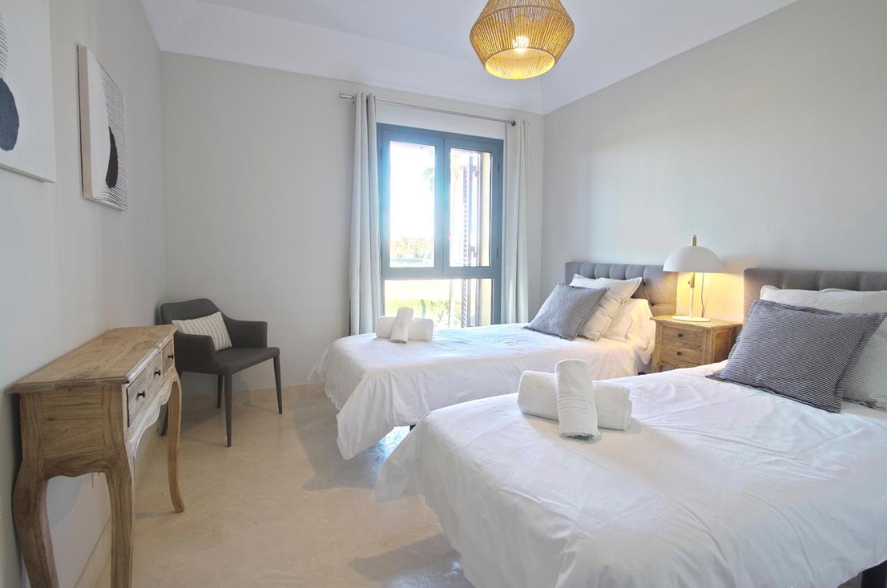 Sotogrande Alboaire- Waterfront Luxury 4 Bedroom Apt In The Marina Of Sotogrande Bagian luar foto